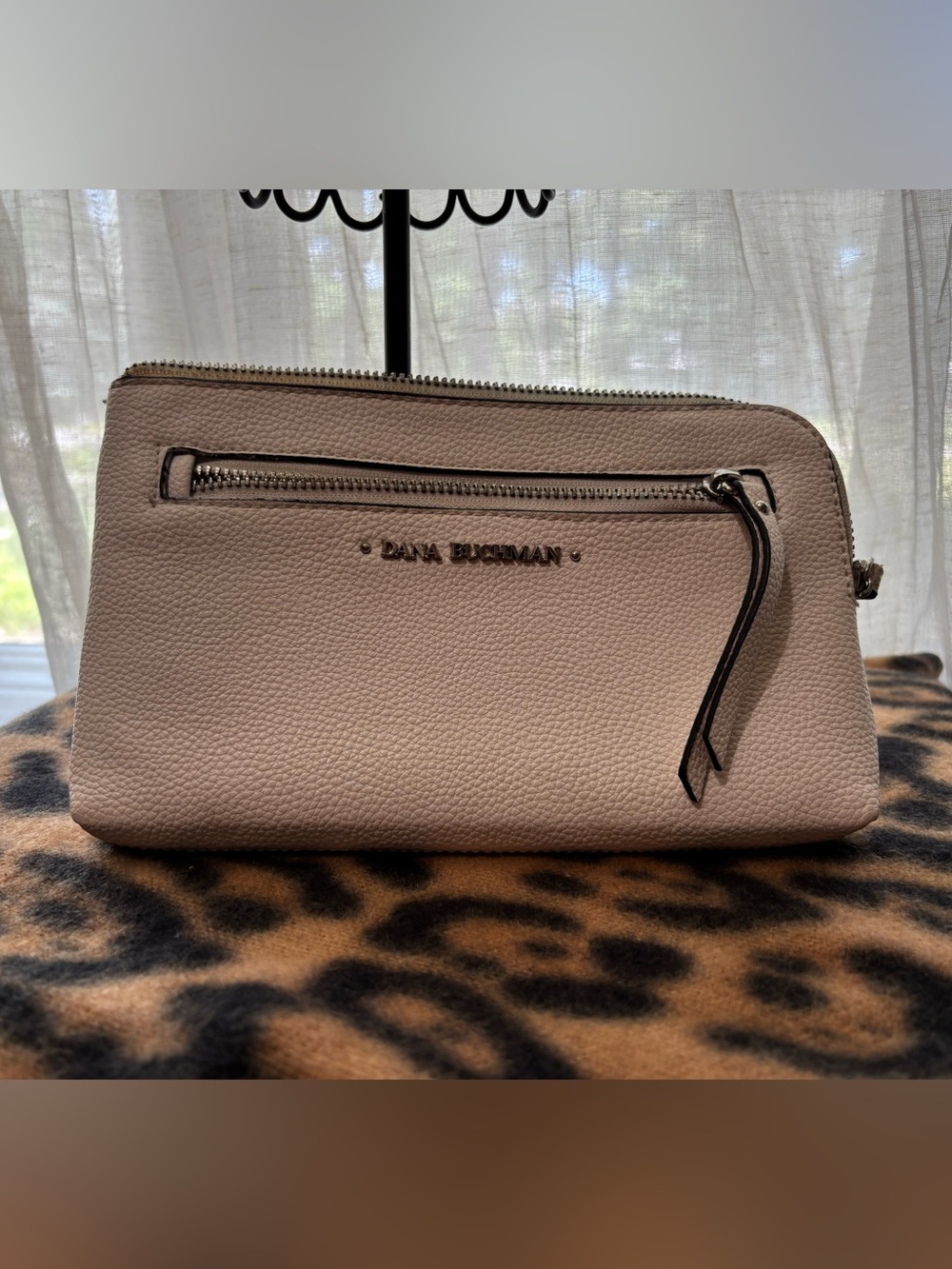 Dana Buchman white Pebble Leather Wristlet Clutch
